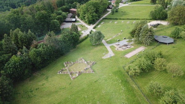 Luftaufnahme Mahnmal